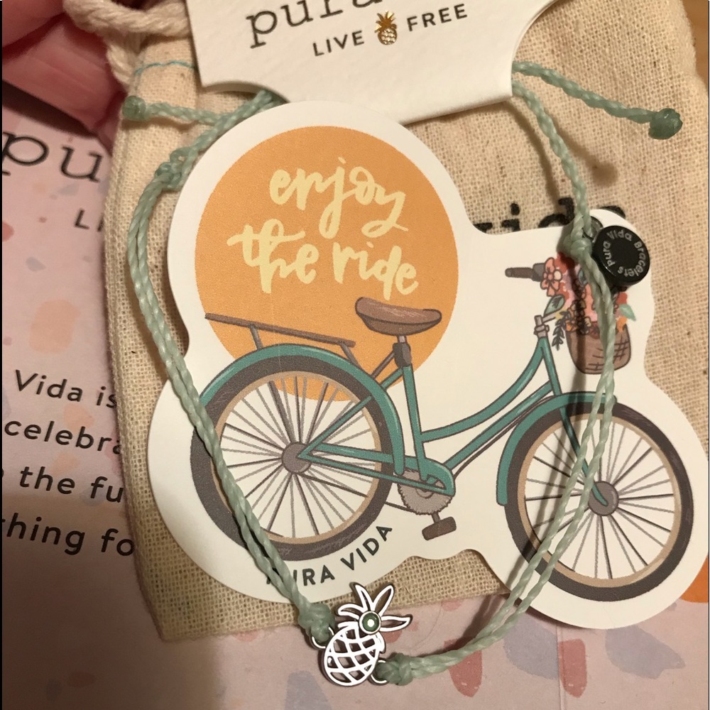 Pura Vida Open Pineapple Charm Bracelet!